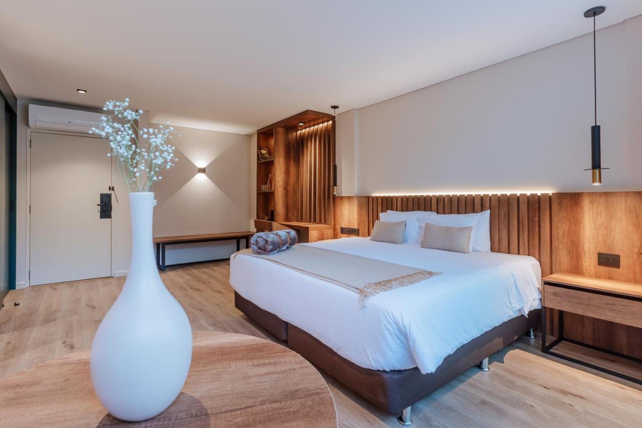 1616 Hotel Medellín Extérieur photo